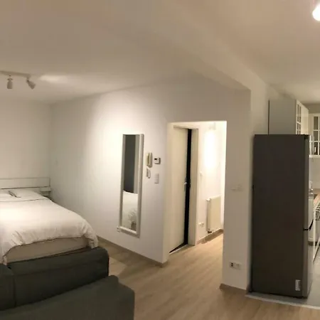 Studio 39m2 Close From Central Station Apartment *